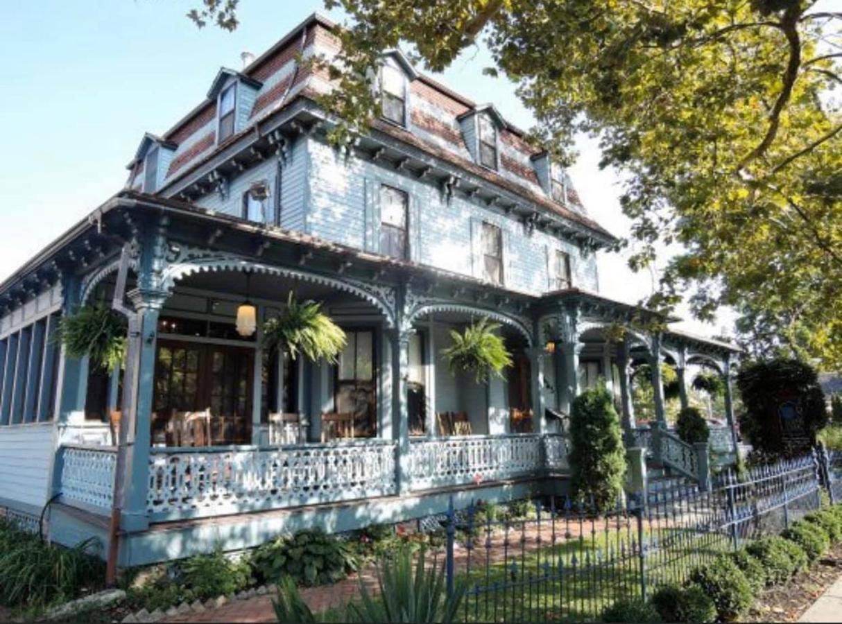 The Hugh Boutique B&B Cape May Exterior photo