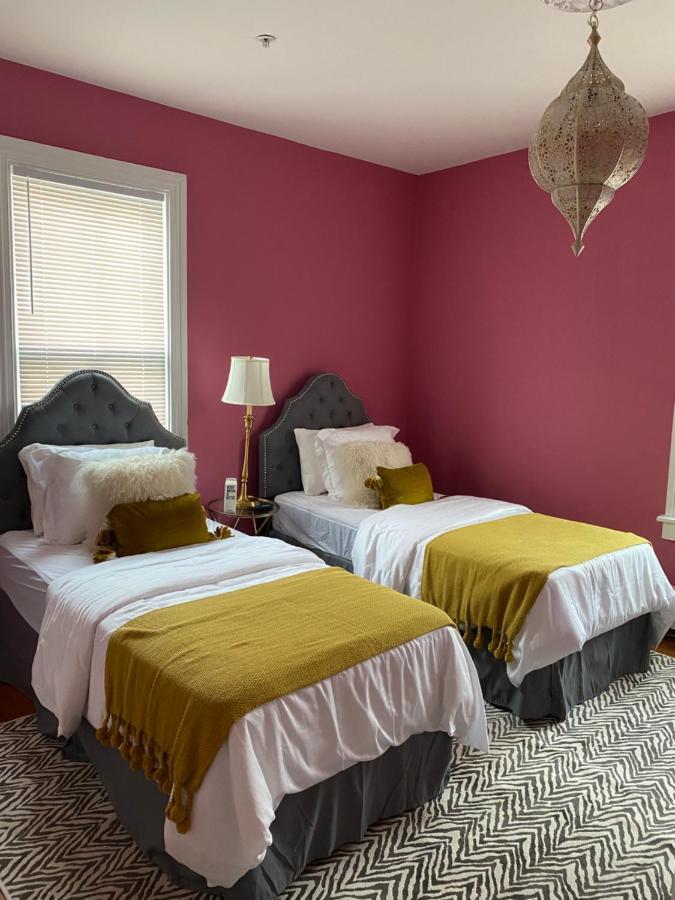The Hugh Boutique B&B Cape May Exterior photo
